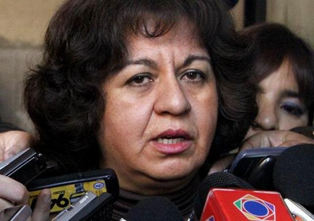 En el año del Bicentenario, al Gran Pueblo Argentino Salud