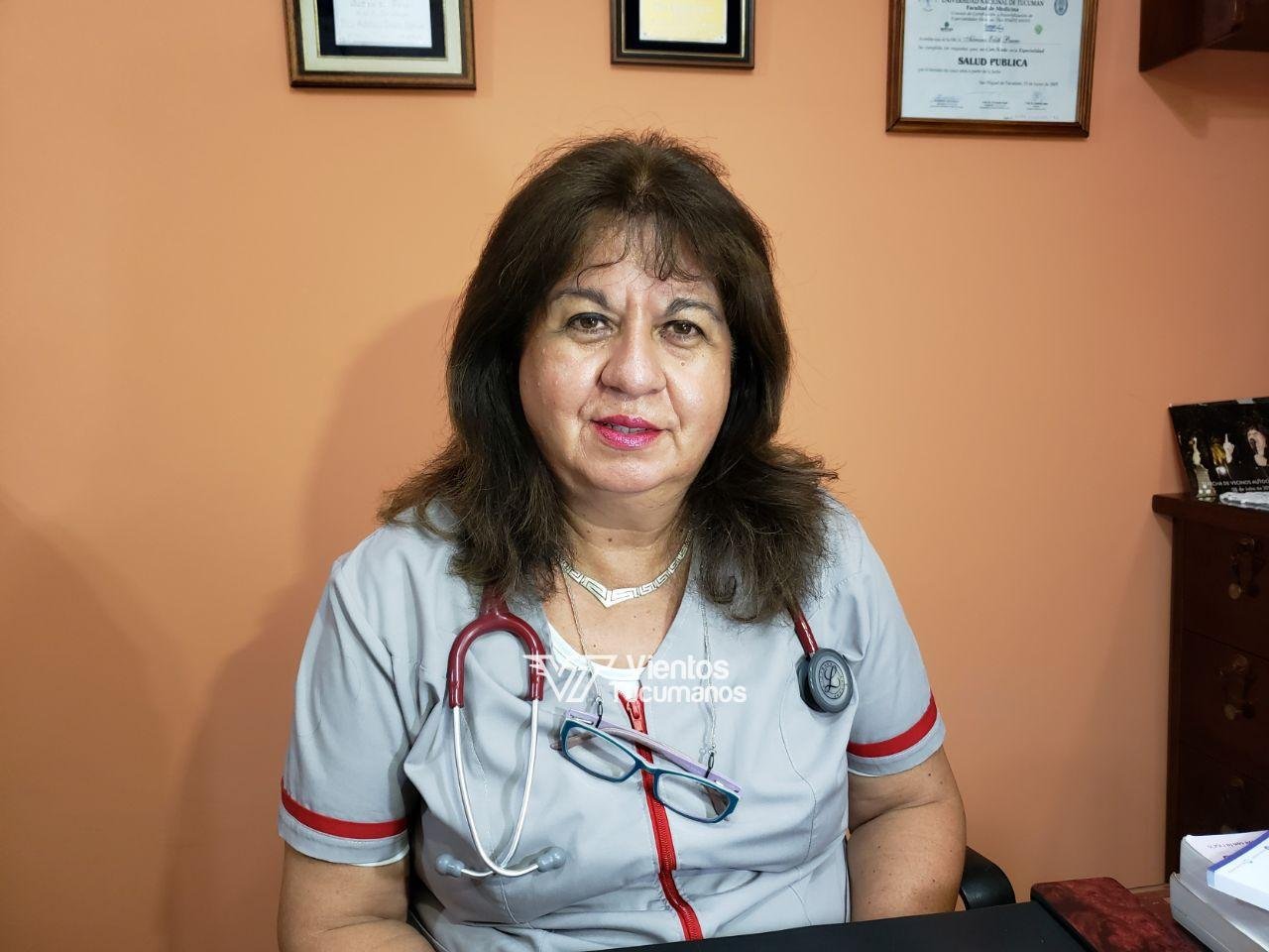 Dra. Adriana Bueno - Infectóloga