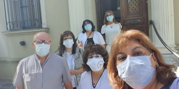 Visita del Monseñor Carlos Sánchez