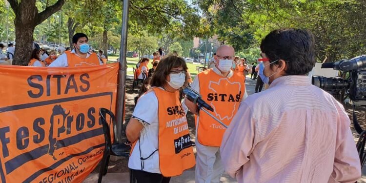 “Tenemos compañeros que viven por debajo de la línea de la pobreza”
