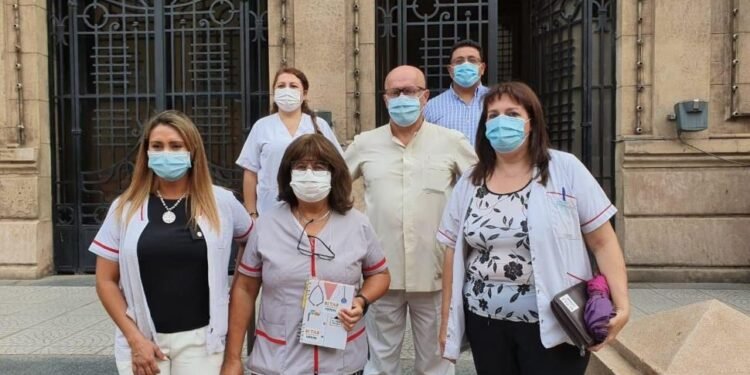 Rechazamos “por insuficiente y escueta” la propuesta del Gobierno