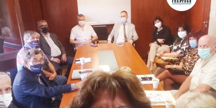 Primera reunión para la modificación de la Ley de Carrera Sanitaria