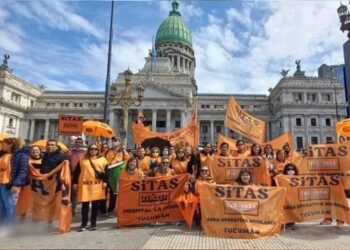 Jornada nacional de lucha de la sanidad en reclamo de mejoras salariales