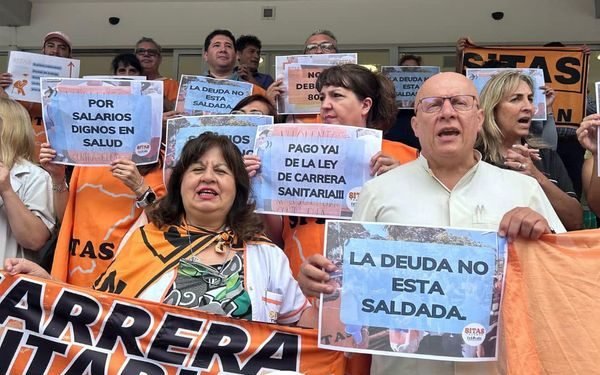 Nueva protesta de SiTAS frente al Hospital del Niño Jesús: “El sistema provincial de salud se cae a pedazos”